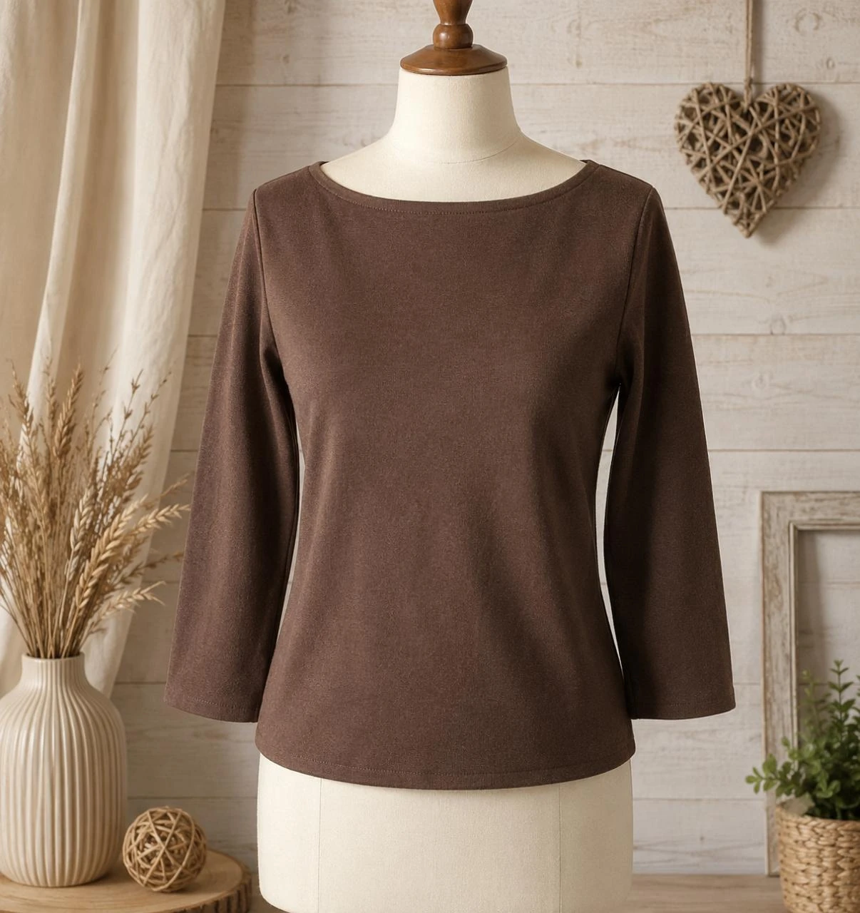 Pull couleur marron taille M neuf